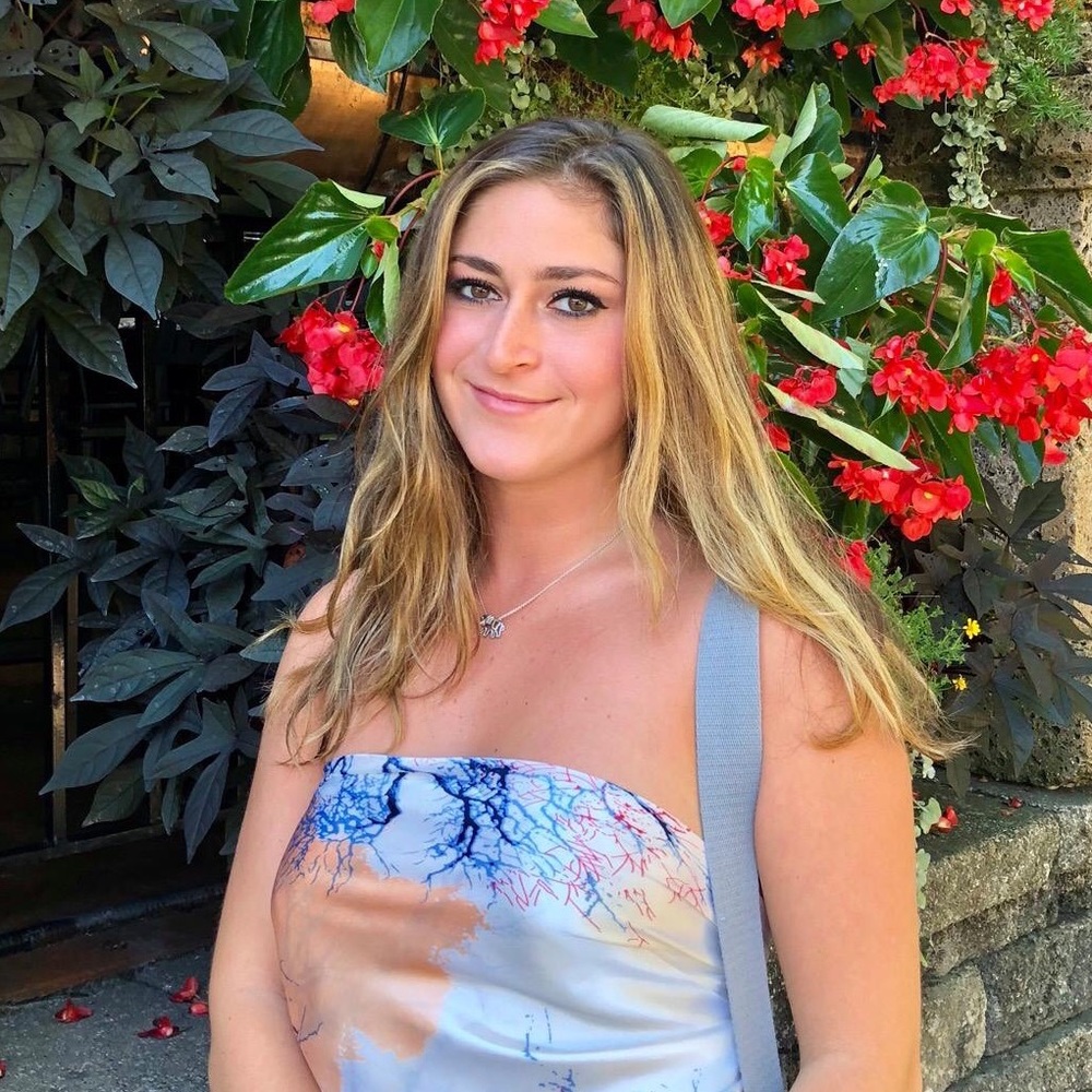 Meet your Posher, Jacqueline